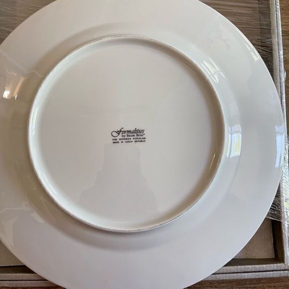 Beautiful Formalities by Baum‎ Bros Cake Plate & Server in Original Box - Picture 3 of 4